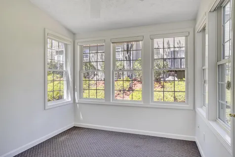 8 Rose Lane Bedford NH 03110