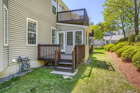 8 Rose Lane Bedford NH 03110