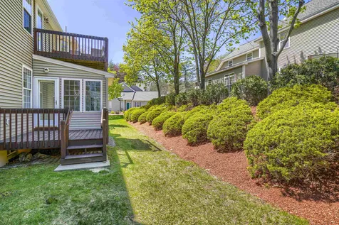 8 Rose Lane Bedford NH 03110