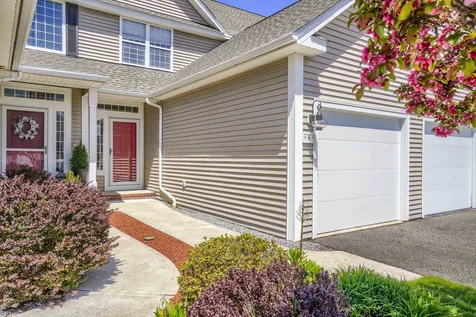 8 Rose Lane Bedford NH 03110