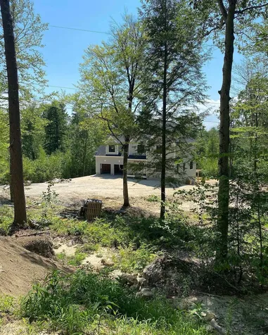 633 Ray Road Henniker NH 03242