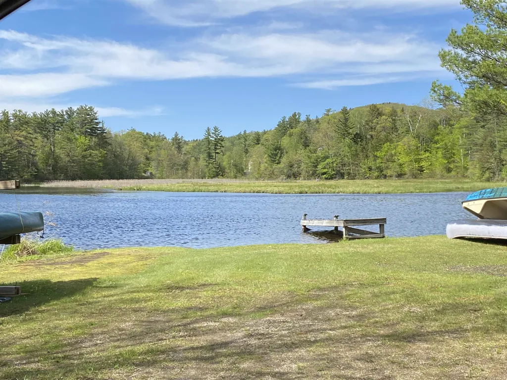 10 Murdough Road Stoddard NH 03464