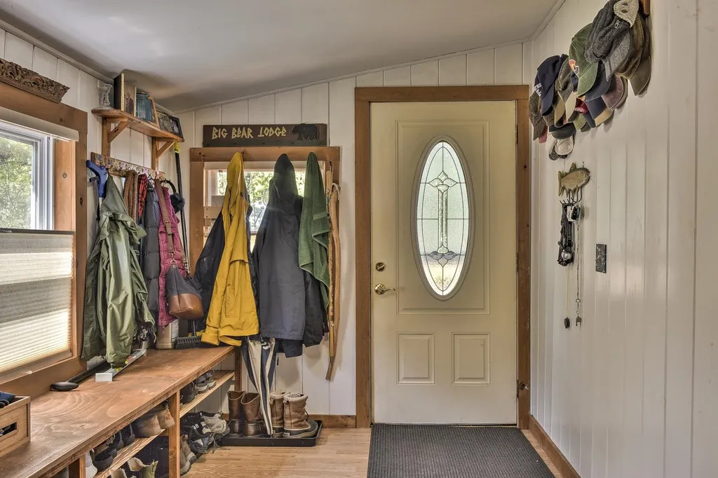 10 Murdough Road Stoddard NH 03464