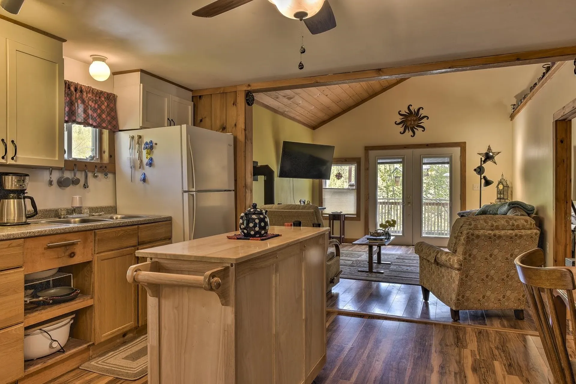 10 Murdough Road Stoddard NH 03464