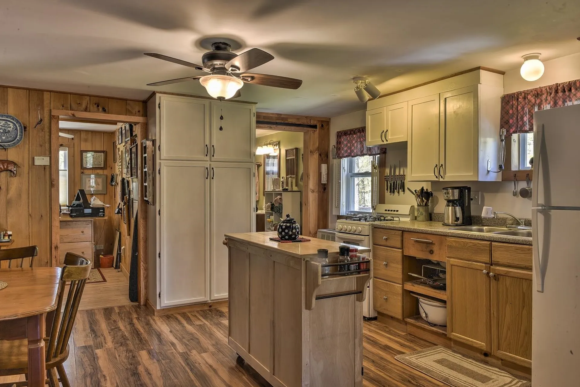 10 Murdough Road Stoddard NH 03464
