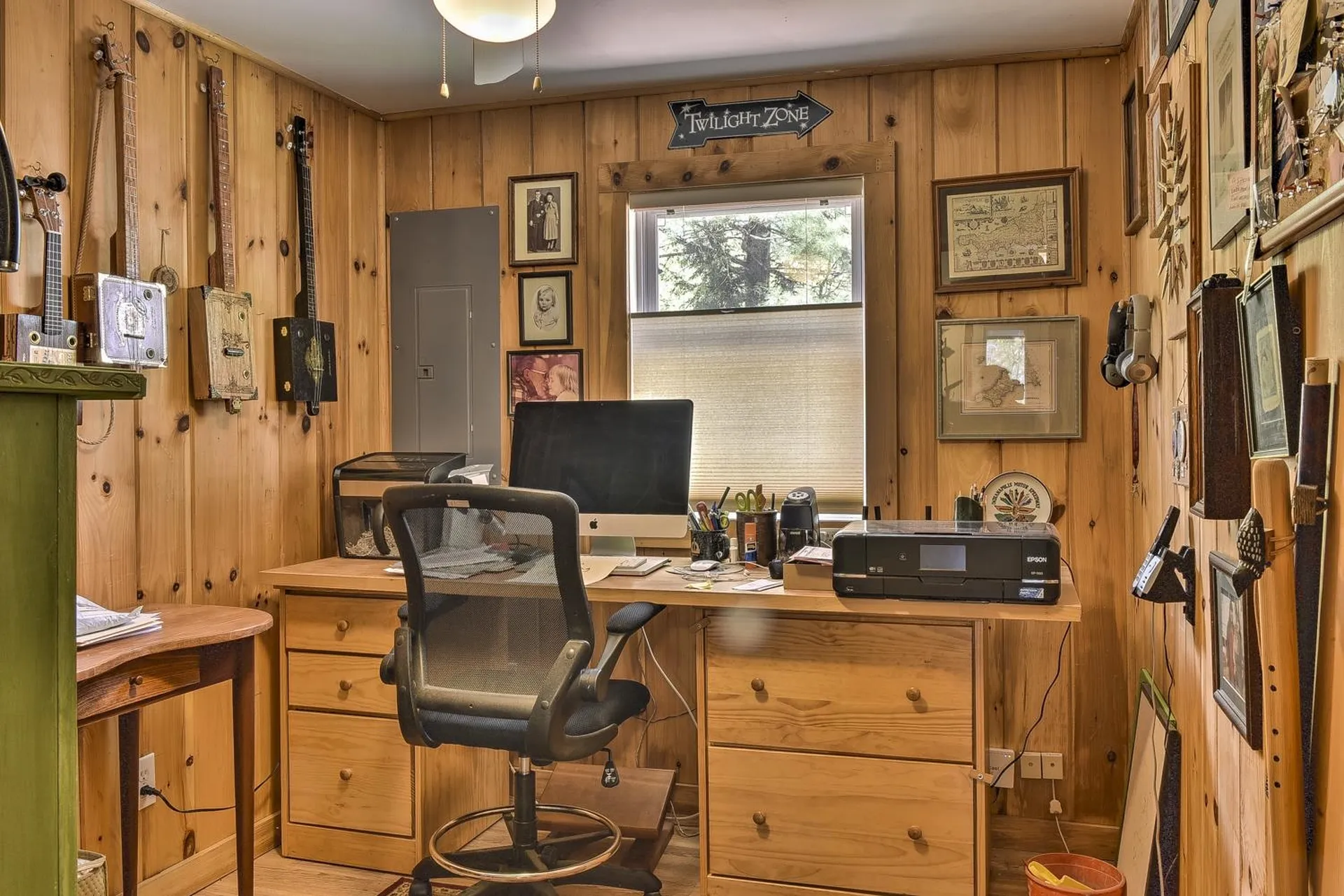 10 Murdough Road Stoddard NH 03464