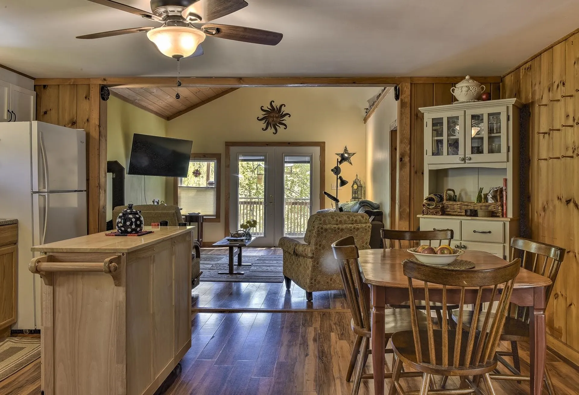 10 Murdough Road Stoddard NH 03464