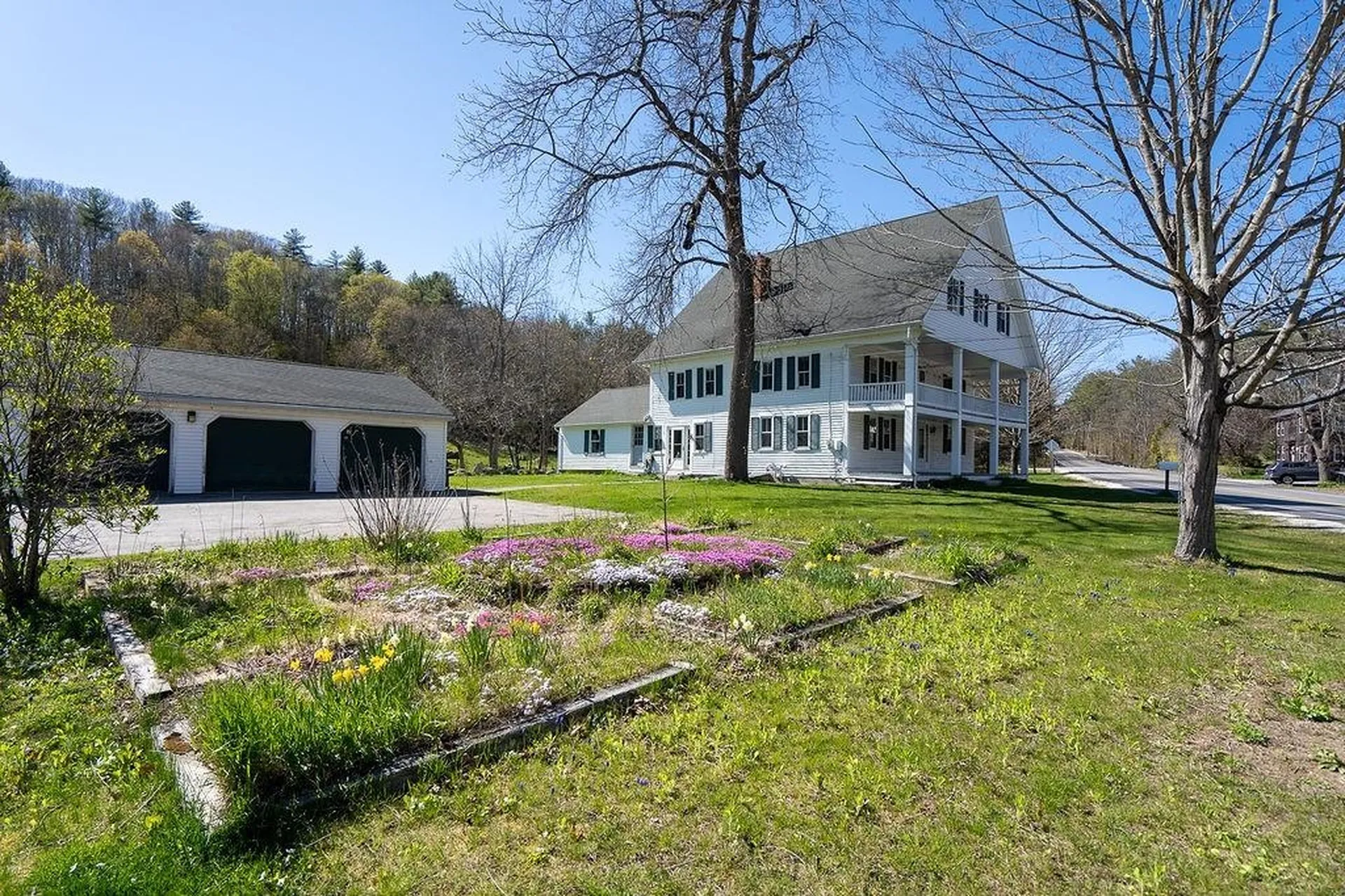 257 Dustin Tavern Road Weare NH 03281