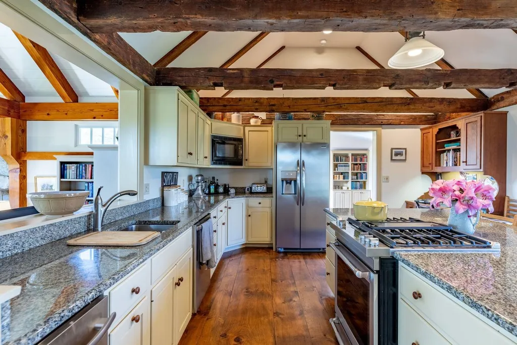 125 Breck Hill Road Lyme NH 03768