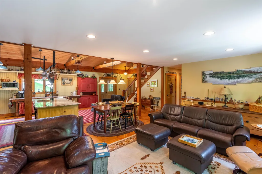 1017 Monroe Road Bath NH 03740