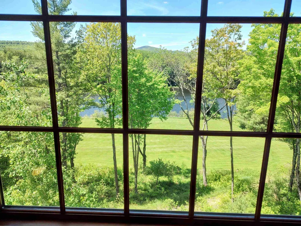 1017 Monroe Road Bath NH 03740