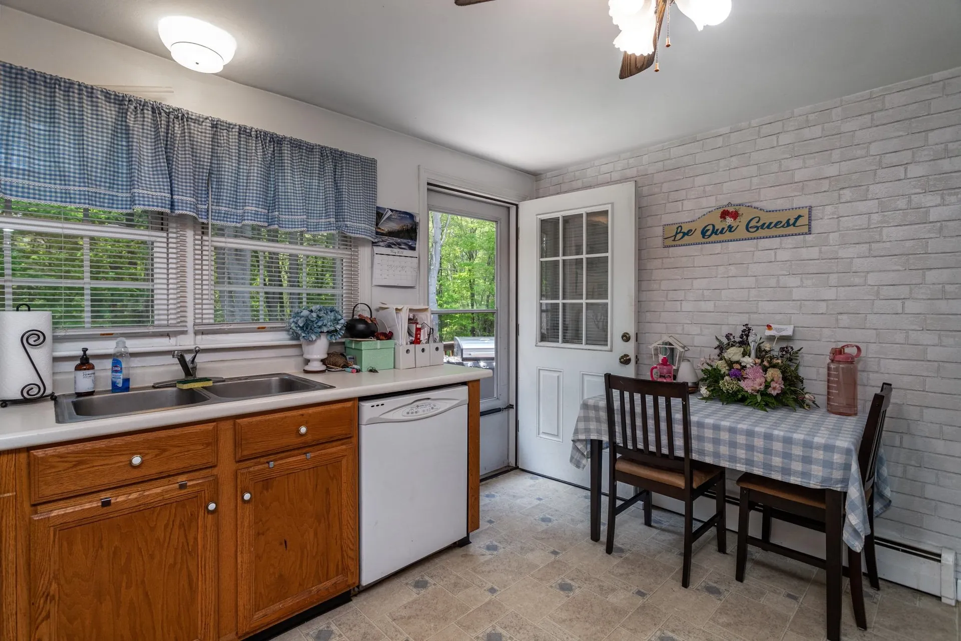 2-4 Rayes Drive Hudson NH 03051