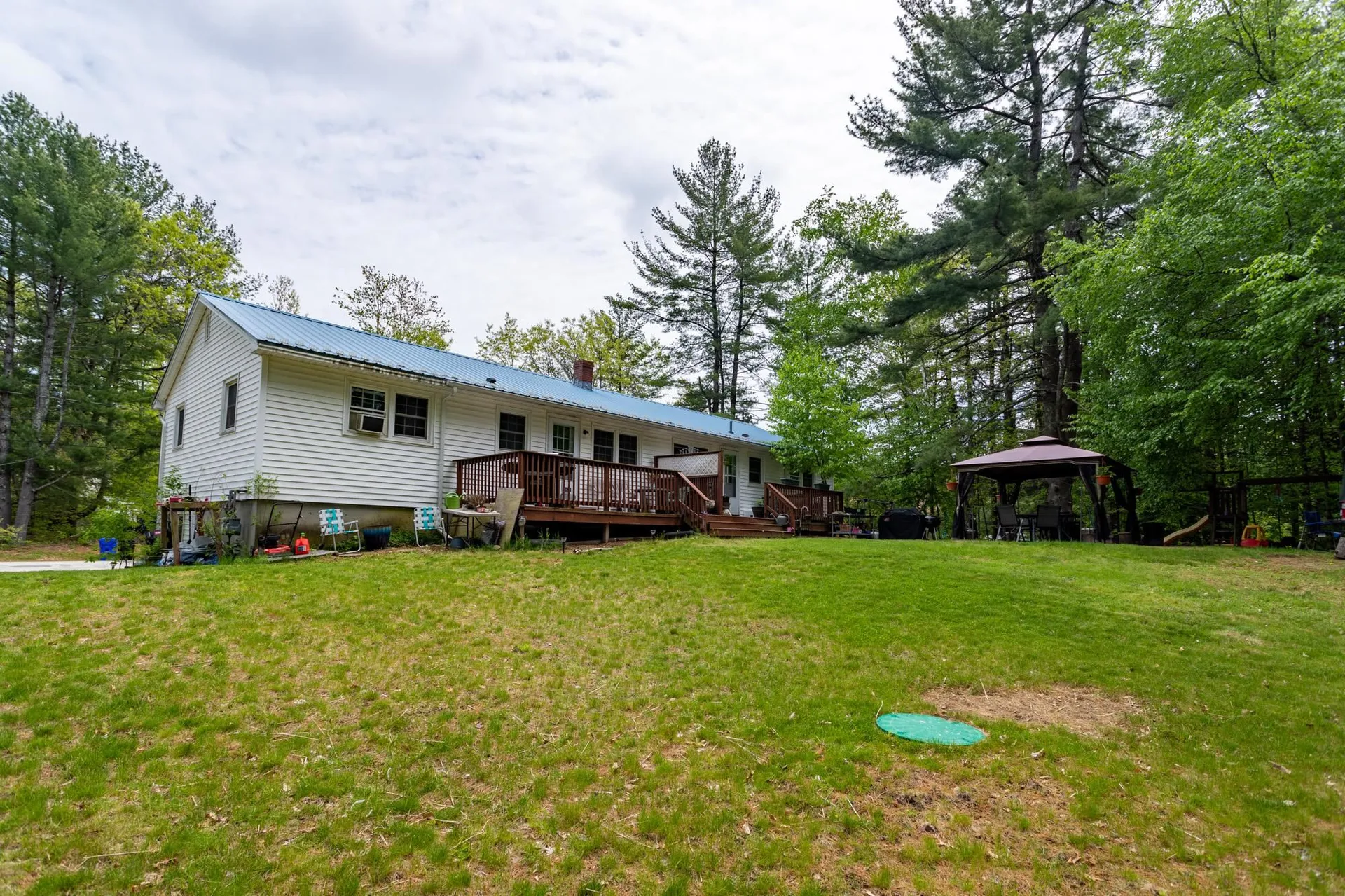 2-4 Rayes Drive Hudson NH 03051