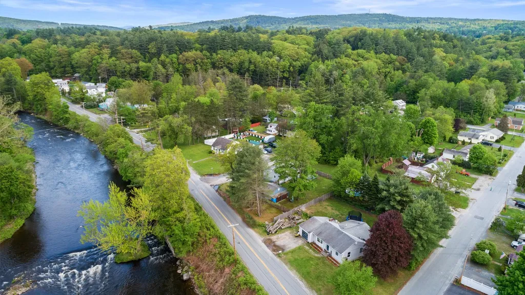 296 Sullivan Street Claremont NH 03743