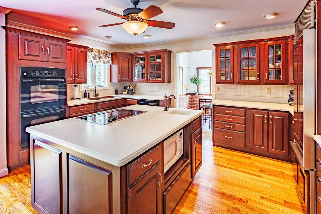 259 Newmarket Road Durham NH 03824