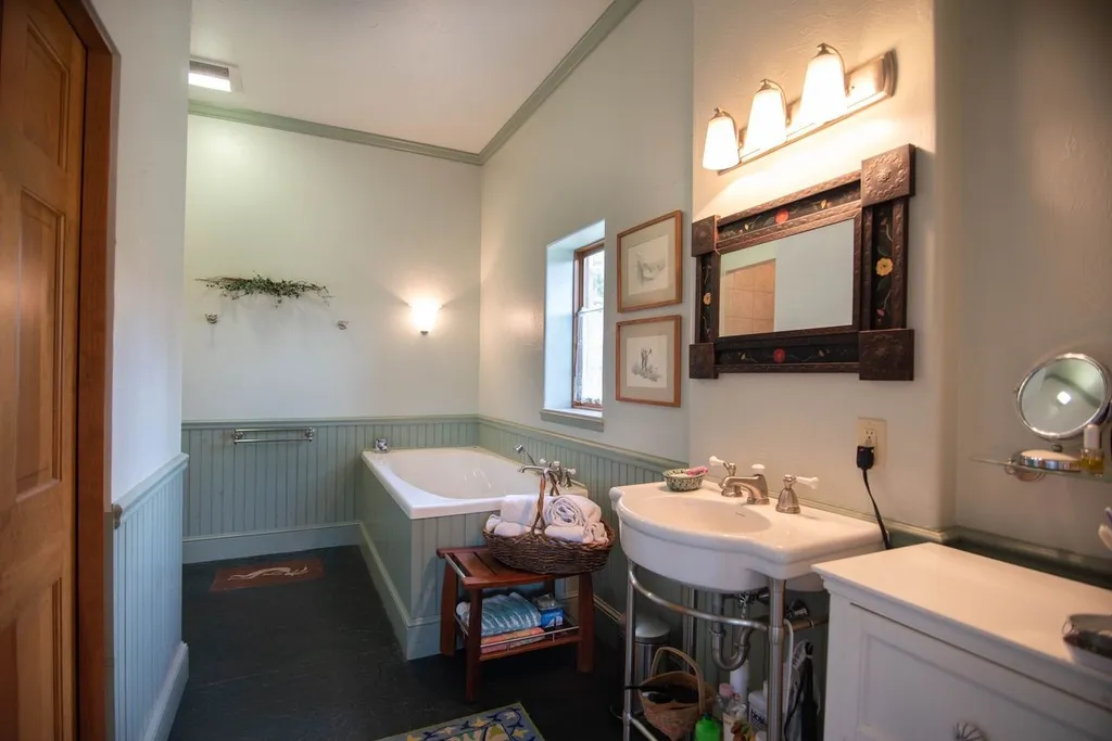 96 Baker Road Sutton NH 03260