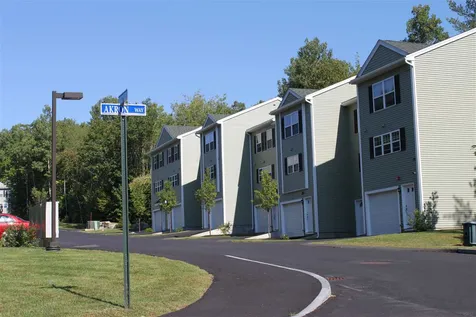 73 Breckenridge Way Laconia NH 03246
