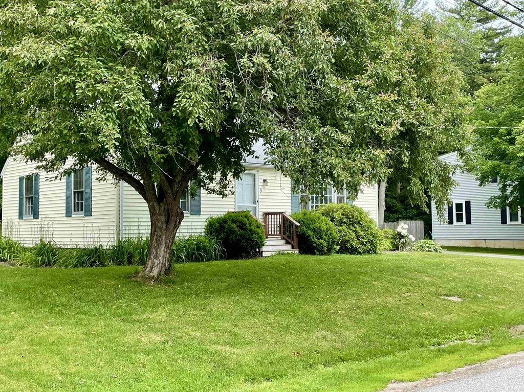 9 Allen Street Exeter NH 03833