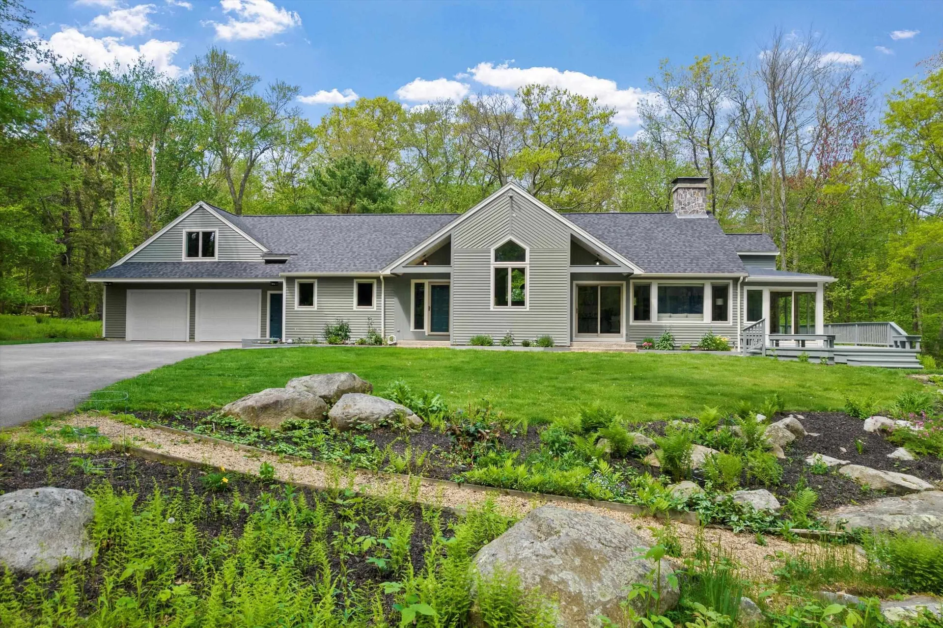 19 Bear Path Hampton NH 03842