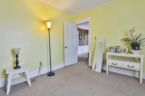 300 Walnut Street Manchester NH 03104