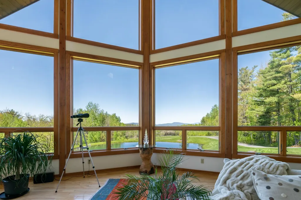 161 Smith Pond Road Enfield NH 03748