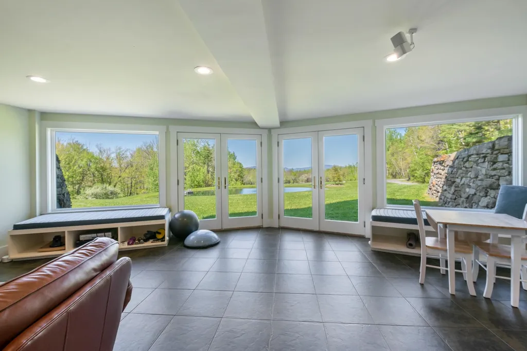 161 Smith Pond Road Enfield NH 03748