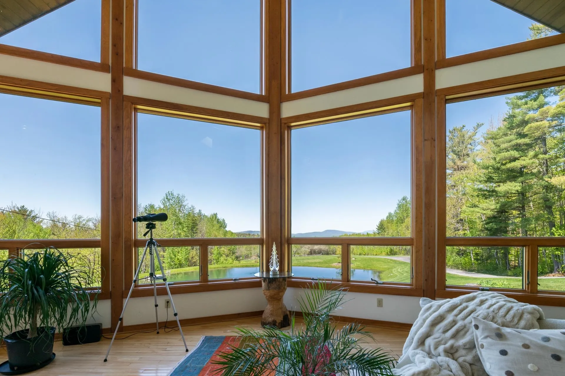 161 Smith Pond Road Enfield NH 03748