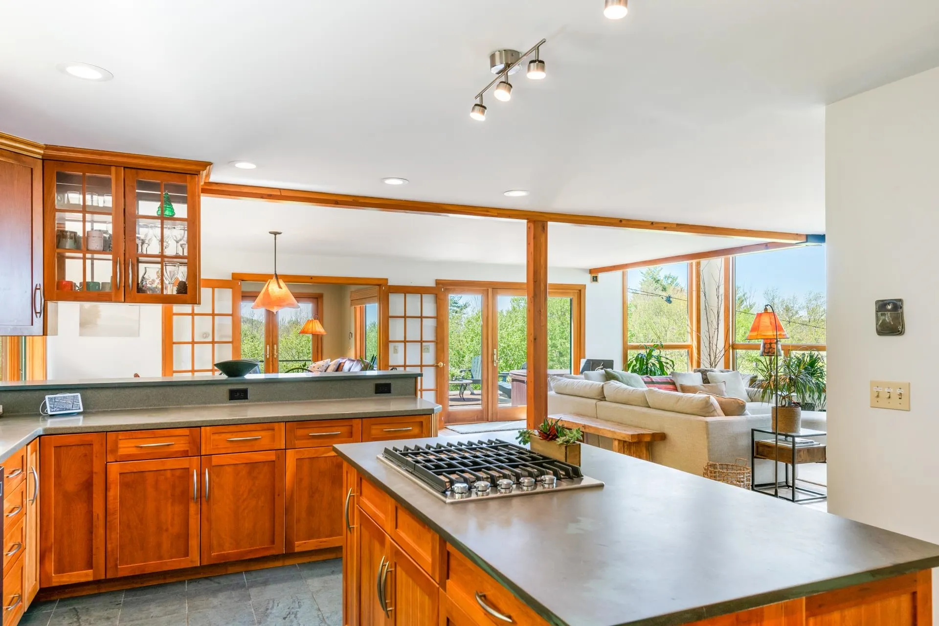 161 Smith Pond Road Enfield NH 03748