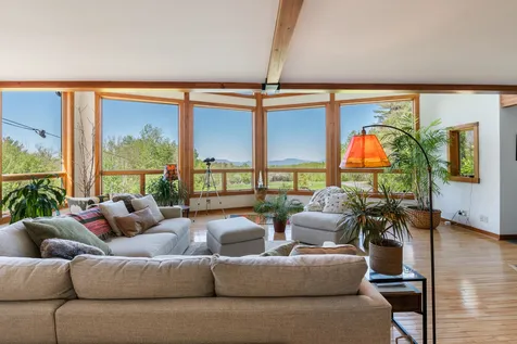 161 Smith Pond Road Enfield NH 03748
