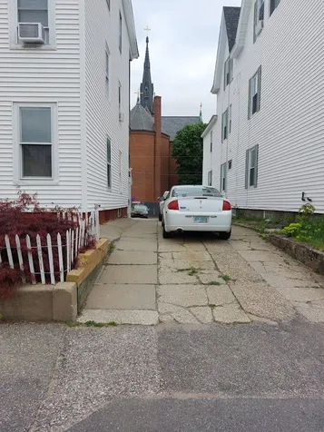 353 Dubuque Street Manchester NH 03102