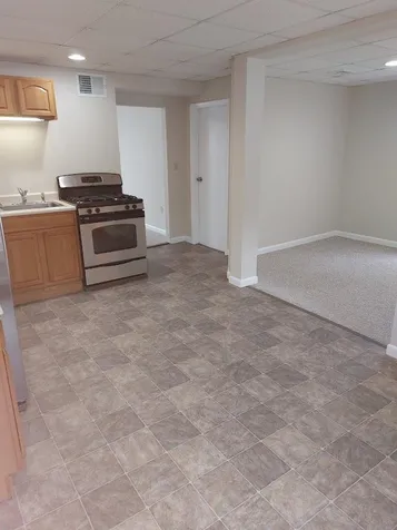 353 Dubuque Street Manchester NH 03102