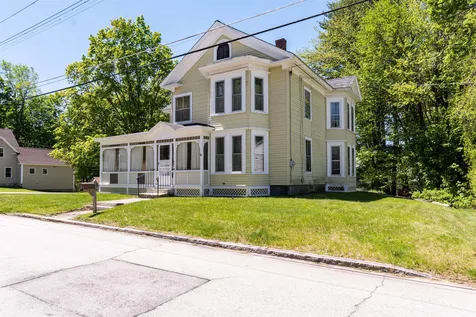 47 Oak Street Milford NH 03055