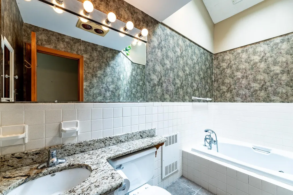8 Ledge Road Hanover NH 03755