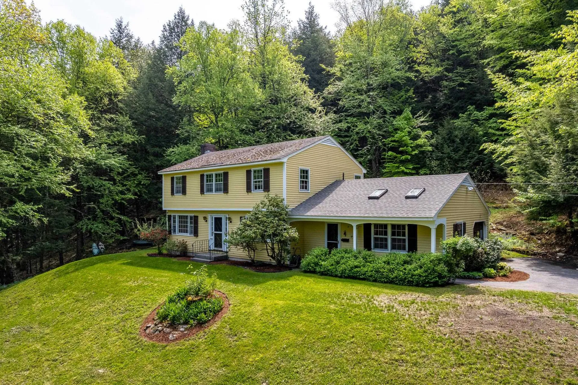 8 Ledge Road Hanover NH 03755