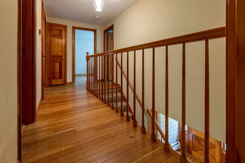 8 Ledge Road Hanover NH 03755