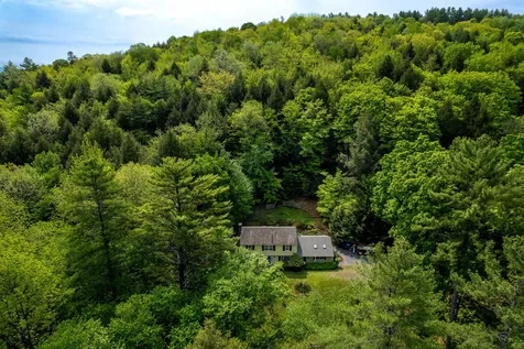 8 Ledge Road Hanover NH 03755
