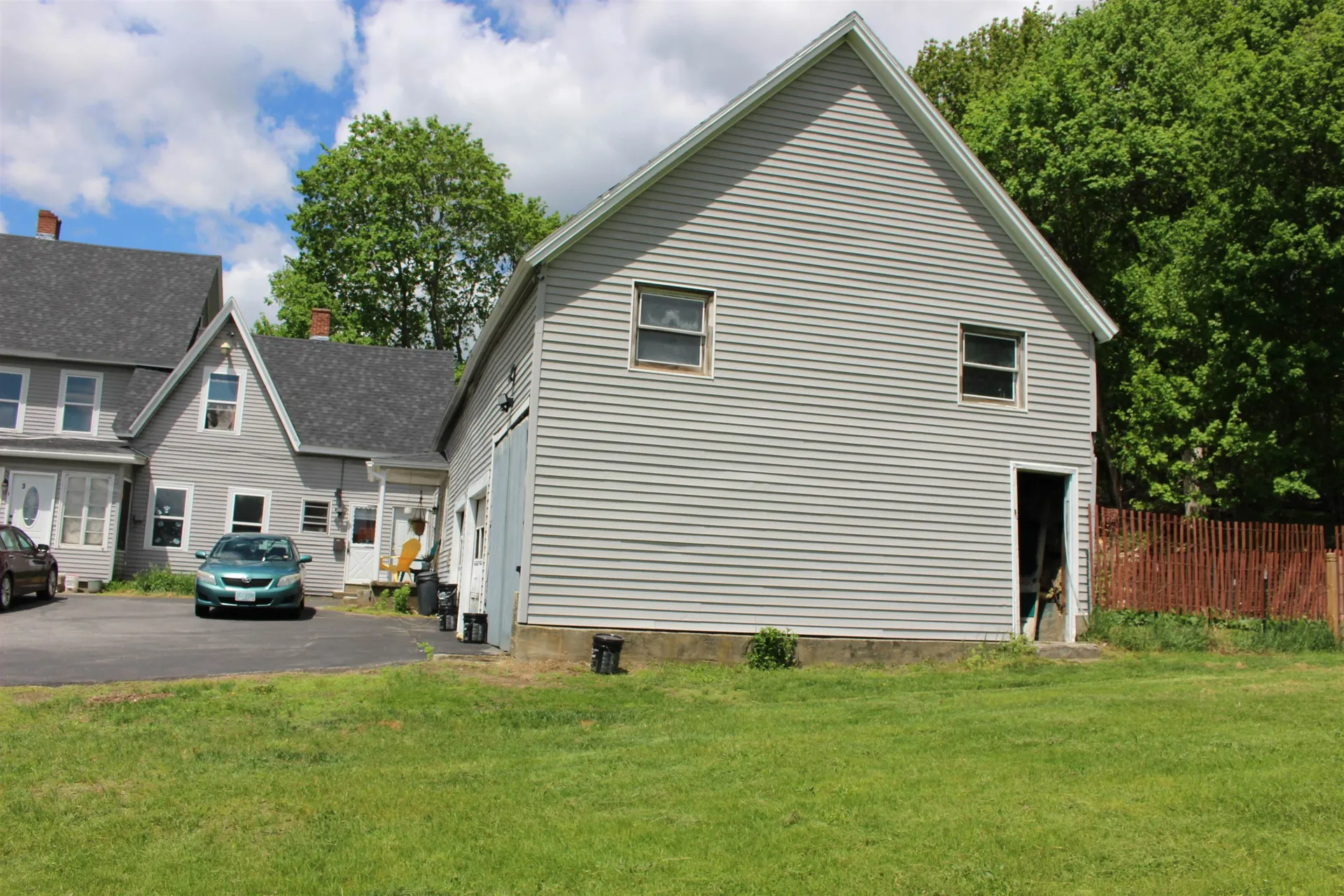 211 North Street Claremont NH 03743