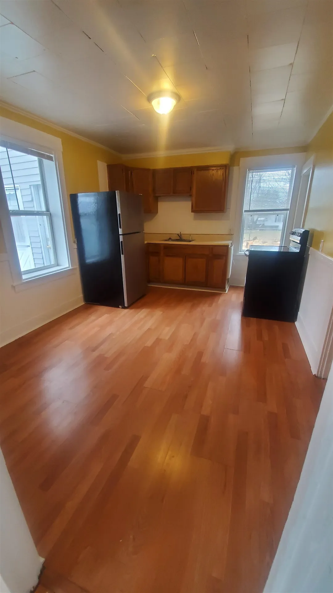 211 North Street Claremont NH 03743