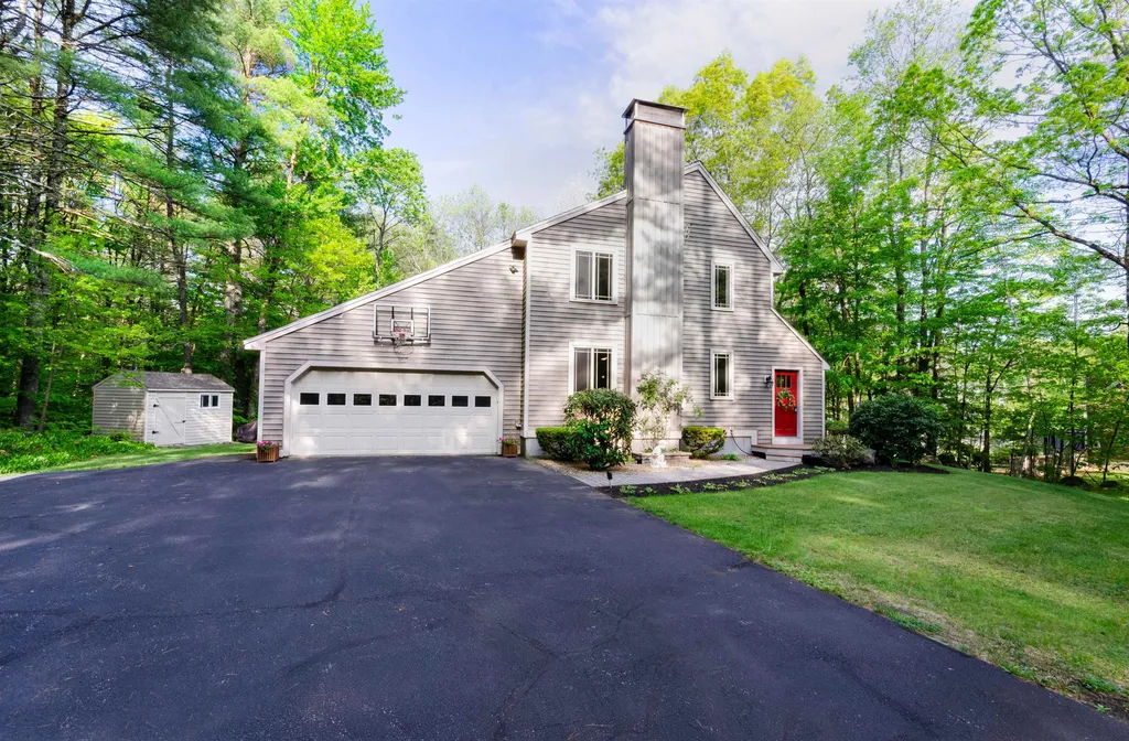 5 Beaver Lane Bedford NH 03110