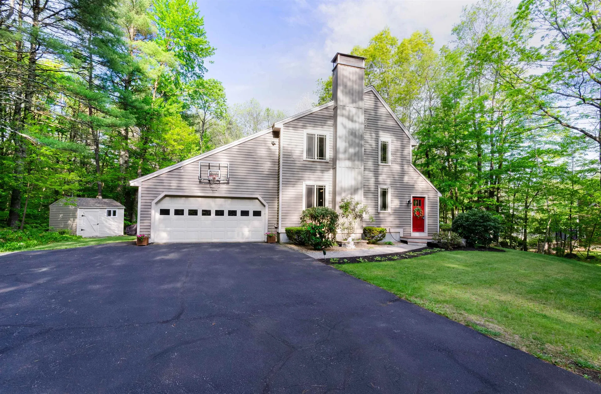 5 Beaver Lane Bedford NH 03110