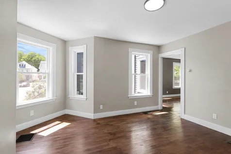 39 Lovell Street Portsmouth NH 03801