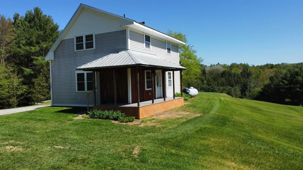 146 Quint Road Ryegate VT 05042