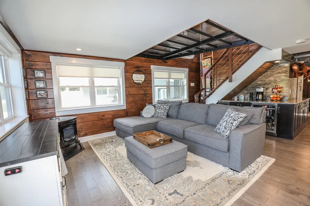 72 Sunset Drive Belmont NH 03220
