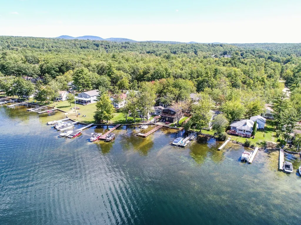 72 Sunset Drive Belmont NH 03220