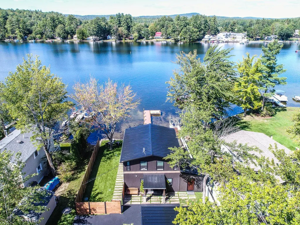 72 Sunset Drive Belmont NH 03220