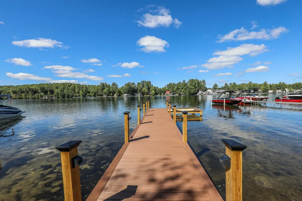 72 Sunset Drive Belmont NH 03220