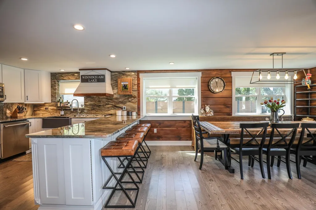 72 Sunset Drive Belmont NH 03220