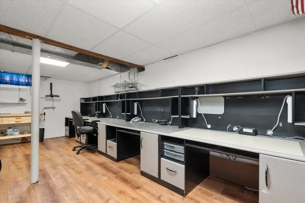 31 Syracuse Road Nashua NH 03064