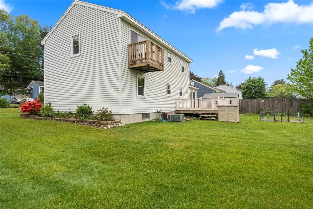 31 Syracuse Road Nashua NH 03064