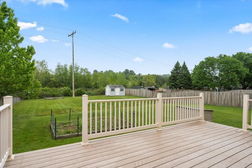 31 Syracuse Road Nashua NH 03064